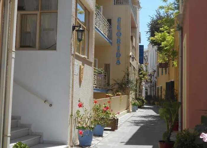 Tete A Tete - Luxury