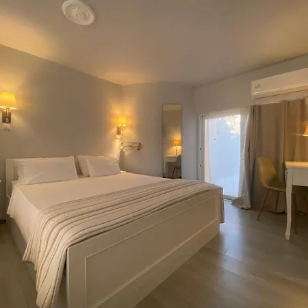 Tete A Tete - Luxury *